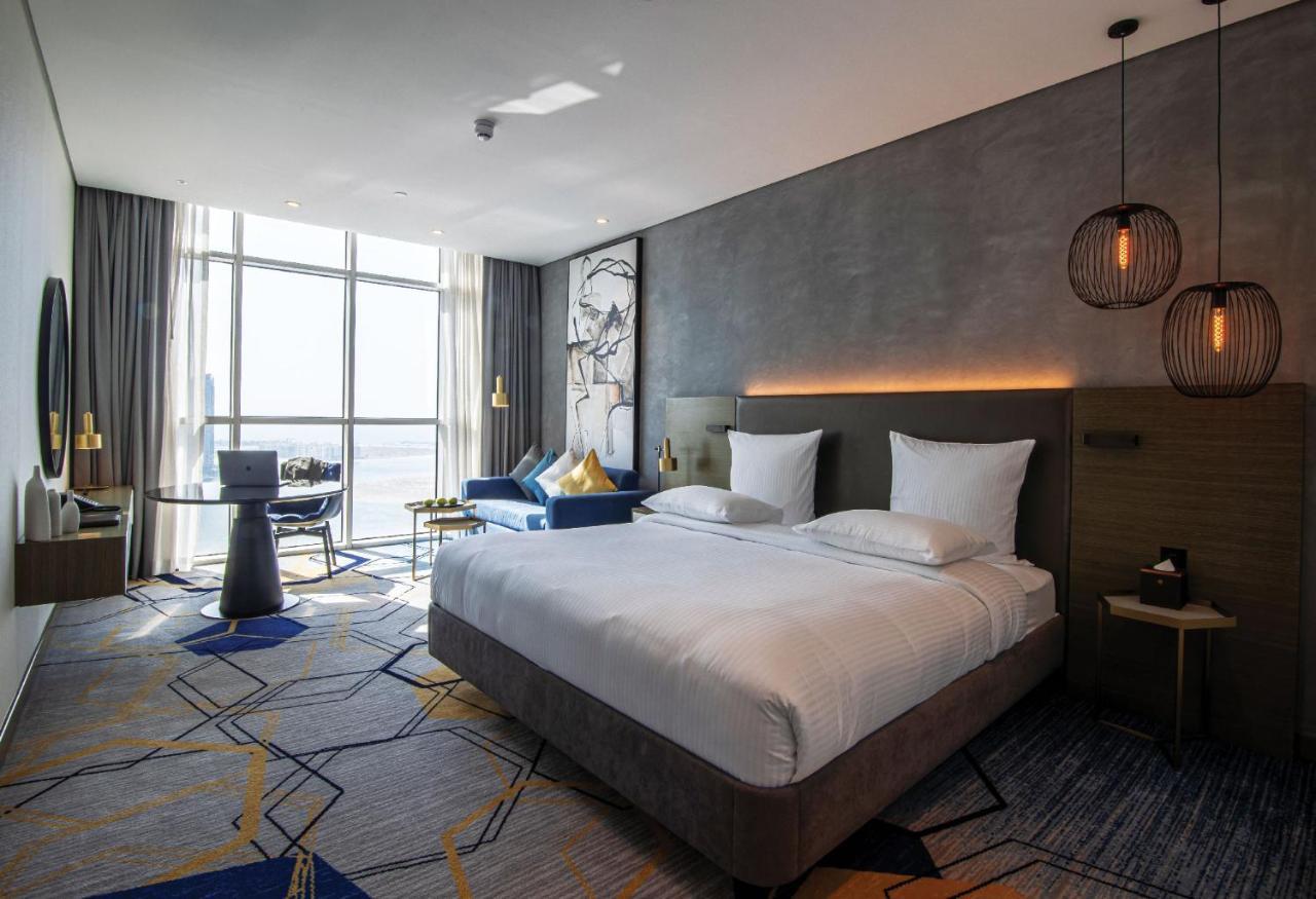 Pullman Sharjah Hotel Exterior foto Deluxe Room
