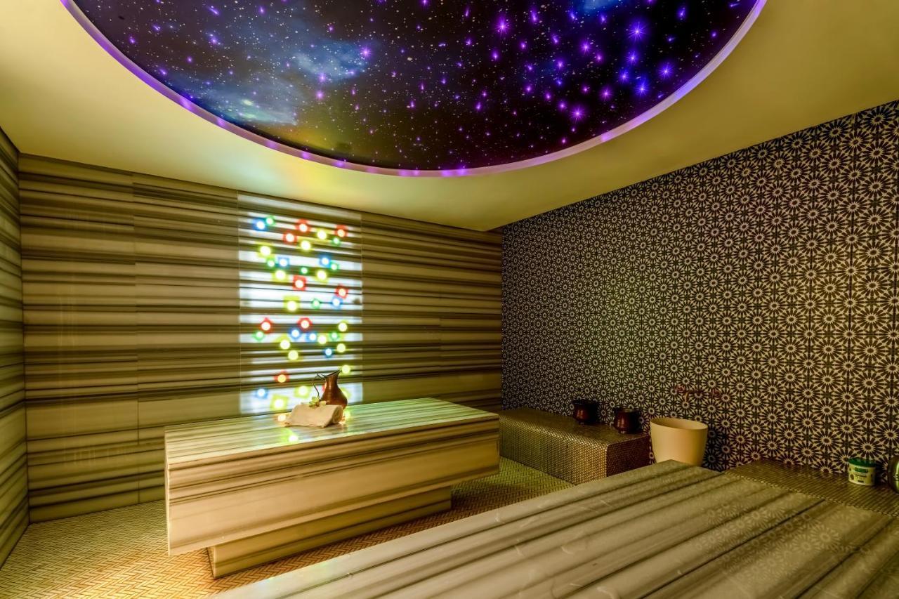 Pullman Sharjah Hotel Exterior foto Turkish bath in Istanbul